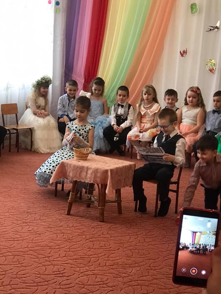 Свято Весни у старшій групі «Казка»